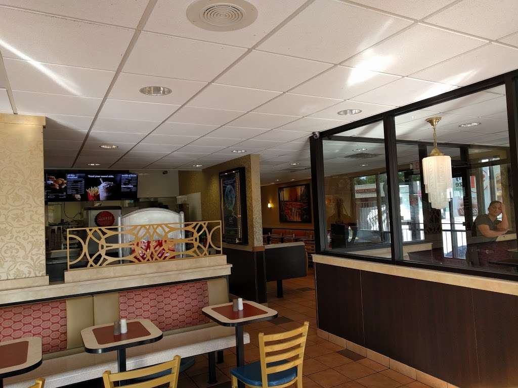 McDonalds | 1890 Bethlehem Pike, Flourtown, PA 19031, USA | Phone: (215) 233-5998