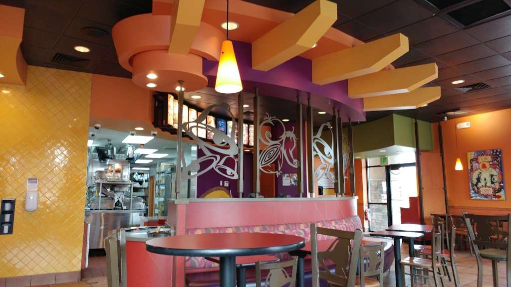 Taco Bell | 2121 Prairie Center Pkwy, Brighton, CO 80601, USA | Phone: (720) 685-8603