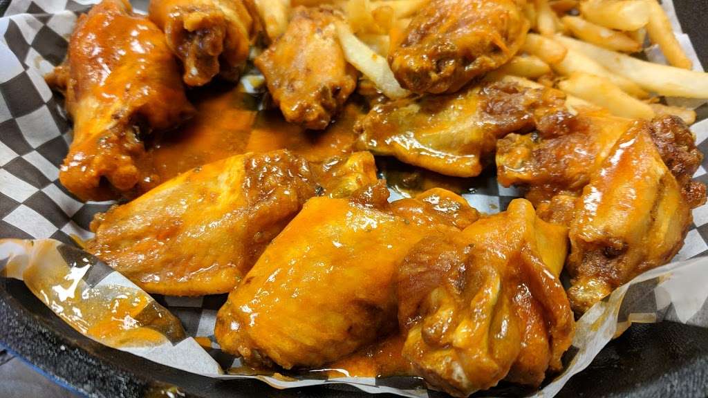 Wings-N-Fire | 5420 Deep Lake Rd #1000, Oviedo, FL 32765 | Phone: (321) 316-4210