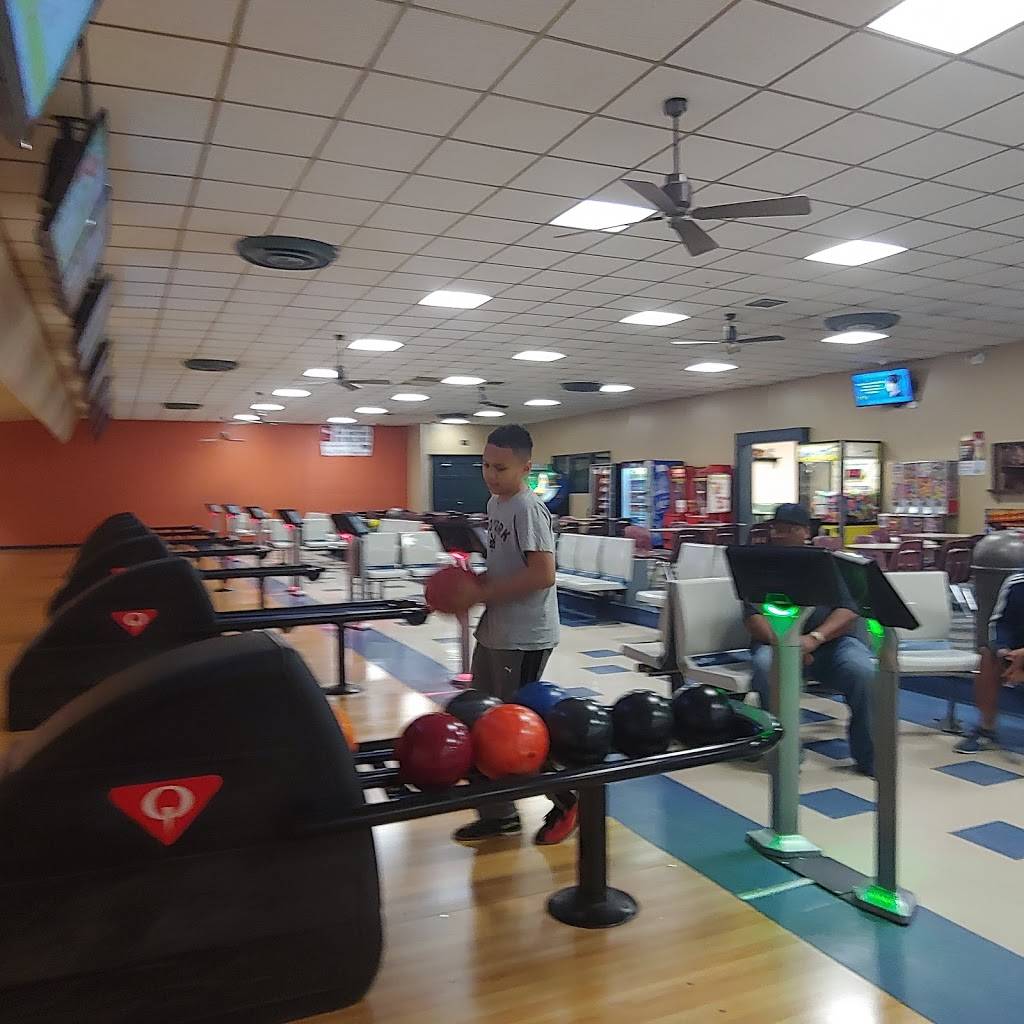 Dixie Bowl | 10526 Dixie Hwy, Louisville, KY 40272, USA | Phone: (502) 937-7900