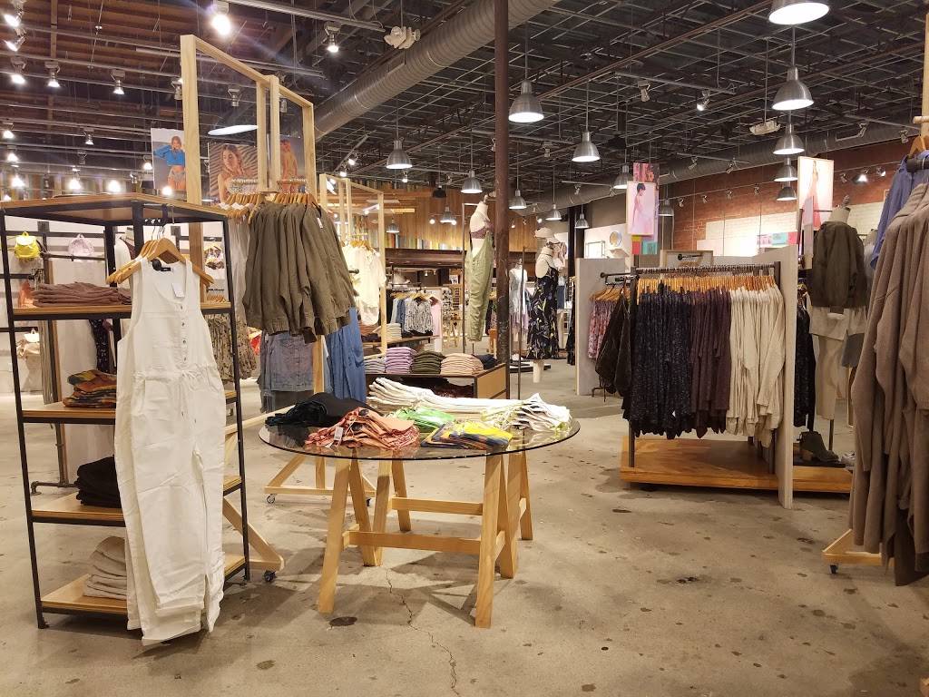 Urban Outfitters | 7007 Friars Rd #250-A, San Diego, CA 92108, USA | Phone: (619) 542-1423