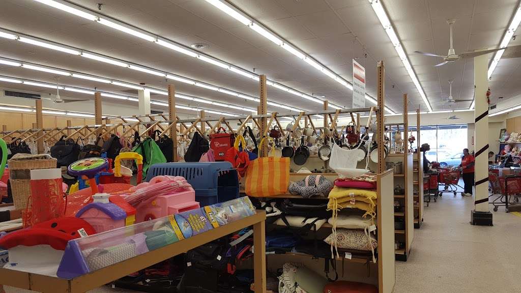 MyUnique Thrift | 698 Oak Tree Avenue #15, South Plainfield, NJ 07080, USA | Phone: (908) 822-1600