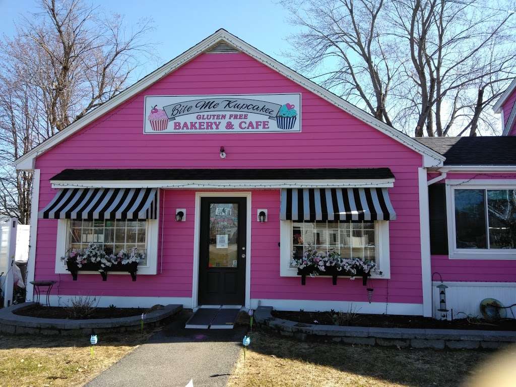 Bite me Kupcakez cafe and bakery | 4 Mound Ct, Merrimack, NH 03054, USA | Phone: (603) 674-4459