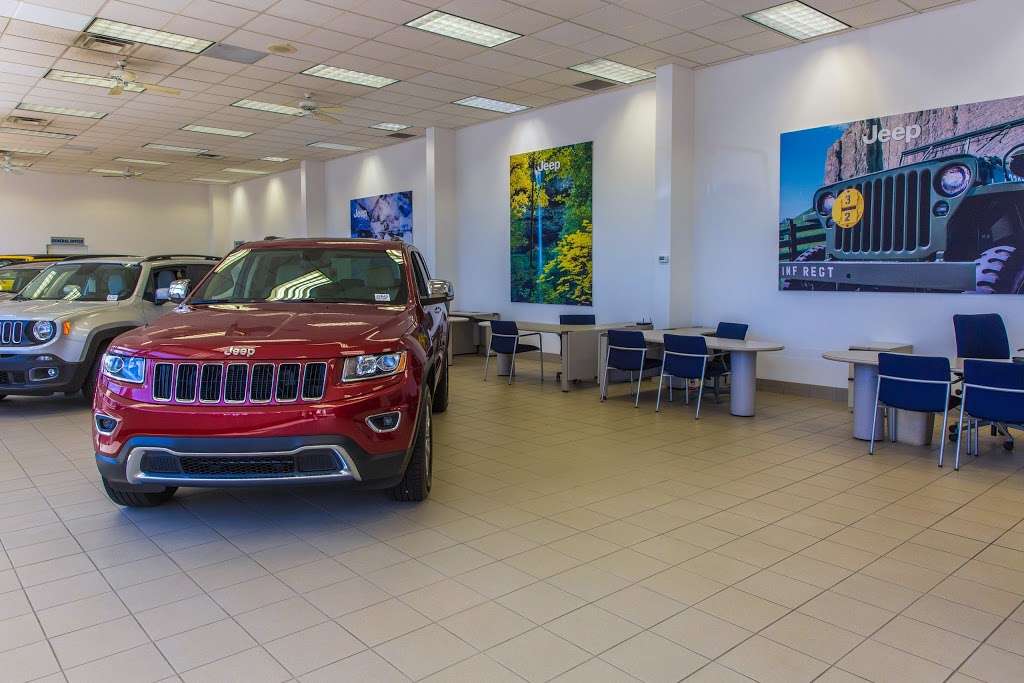 Flemington Chrysler Jeep Dodge RAM | 204 US-202, Flemington, NJ 08822 | Phone: (908) 905-0313