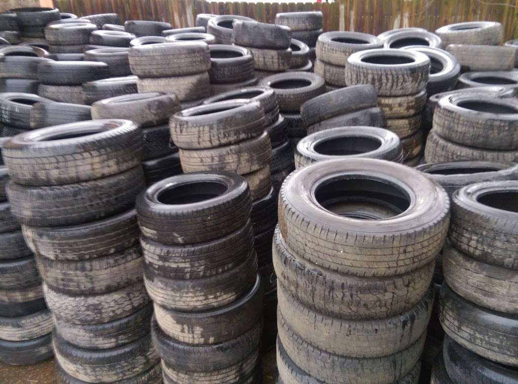 Quick Tires Recycling/We Buy Automotive Scrap | 38w720, Binnie Road, Dundee Township, IL 60118, USA | Phone: (847) 401-9090