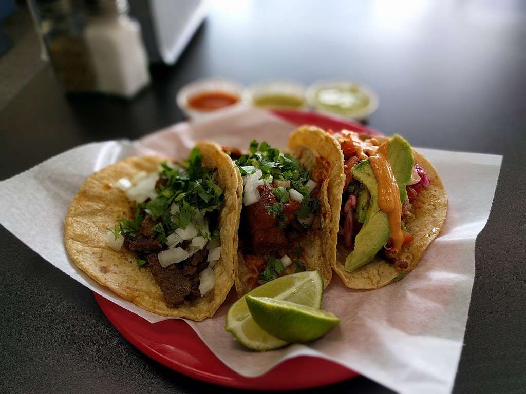 Arriba! Taqueria | 2112 S Cleveland Ave, St Joseph, MI 49085, USA | Phone: (269) 982-0999
