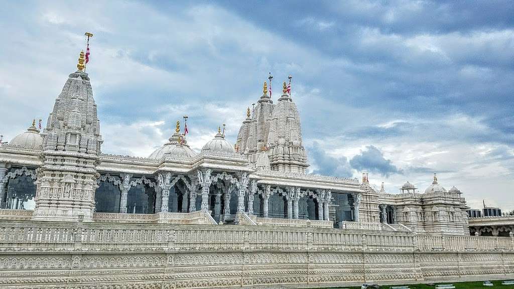 BAPS Shri Swaminarayan Mandir | 1150 Brand Ln, Stafford, TX 77477, USA | Phone: (281) 765-2277