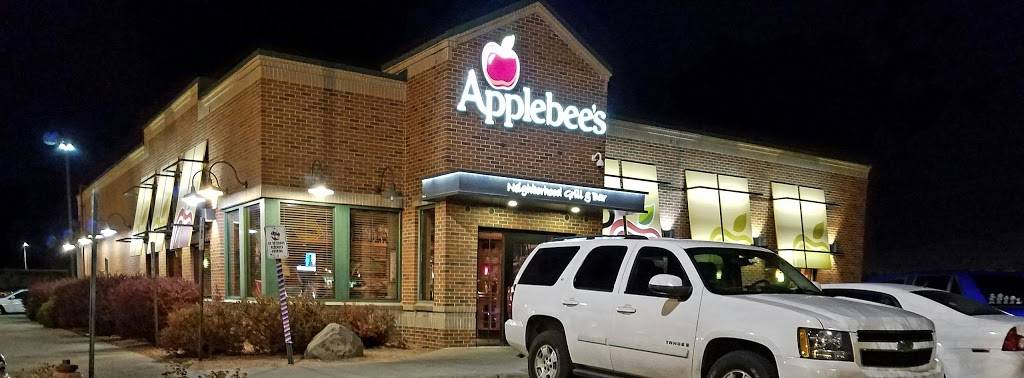 Applebees Grill + Bar | 7135 South 13th Street, Oak Creek, WI 53154, USA | Phone: (414) 570-0519