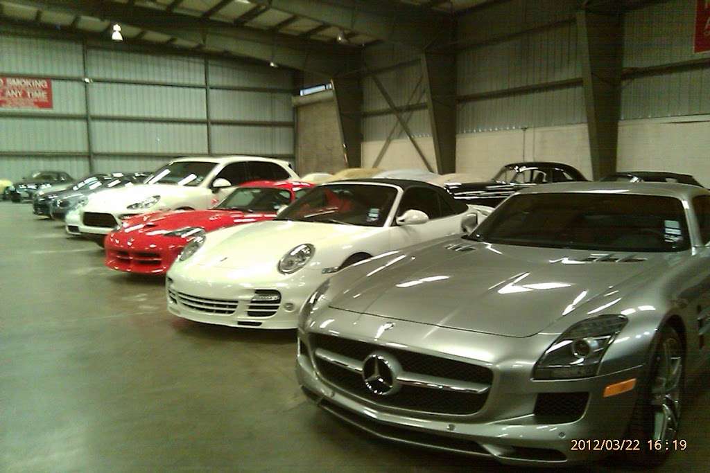 Finest Auto Body and Paint LLC | 7815 Irvington Blvd, Houston, TX 77022, USA | Phone: (713) 692-0038