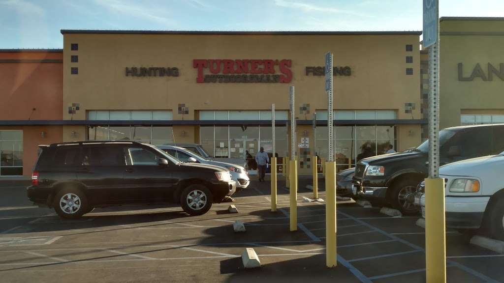 Turners Outdoorsman-Victorville | 14311 Bear Valley Rd #102, Victorville, CA 92392, USA | Phone: (760) 244-1999