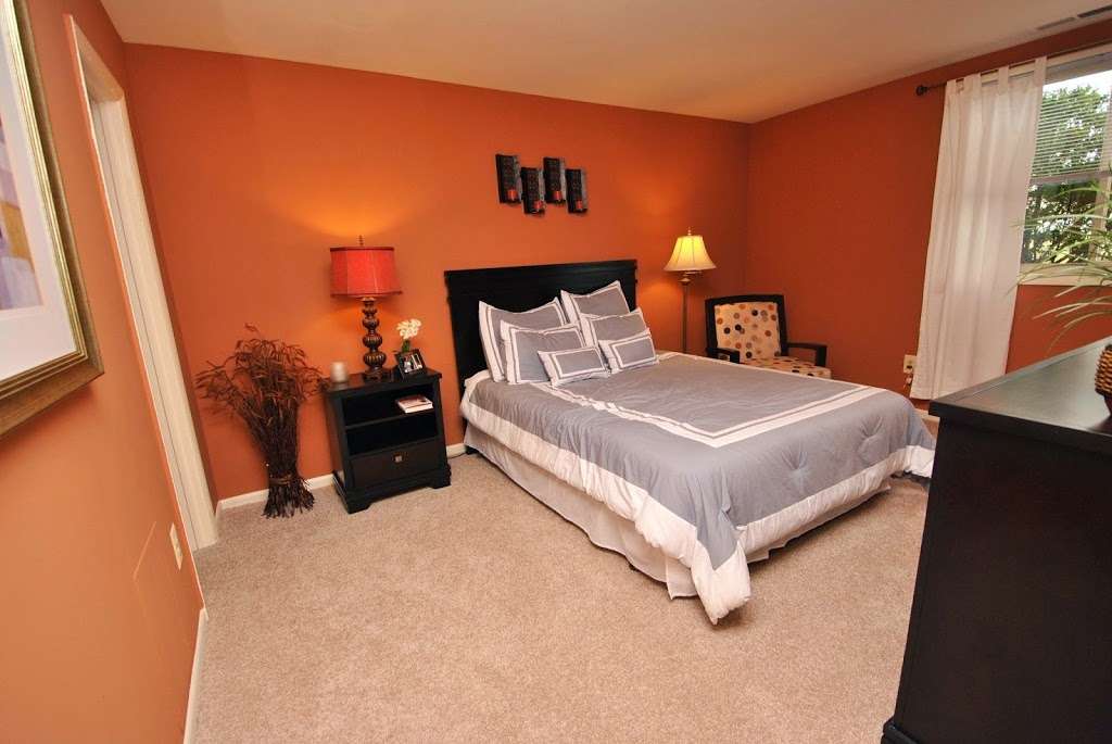Doncaster Village Apartments | 1 Dalmeny Ct, Parkville, MD 21234, USA | Phone: (410) 661-3200