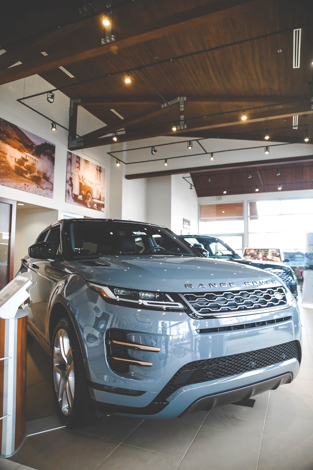 Jaguar Land Rover Dealership Seattle | 19910 Poplar Way, Lynnwood, WA 98036, USA | Phone: (425) 640-9222