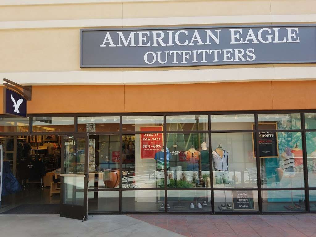 AEO Factory & Aerie Store | Space 805, 5701 Outlets at Tejon Pkwy Suite 805, Arvin, CA 93203, USA | Phone: (661) 858-2410