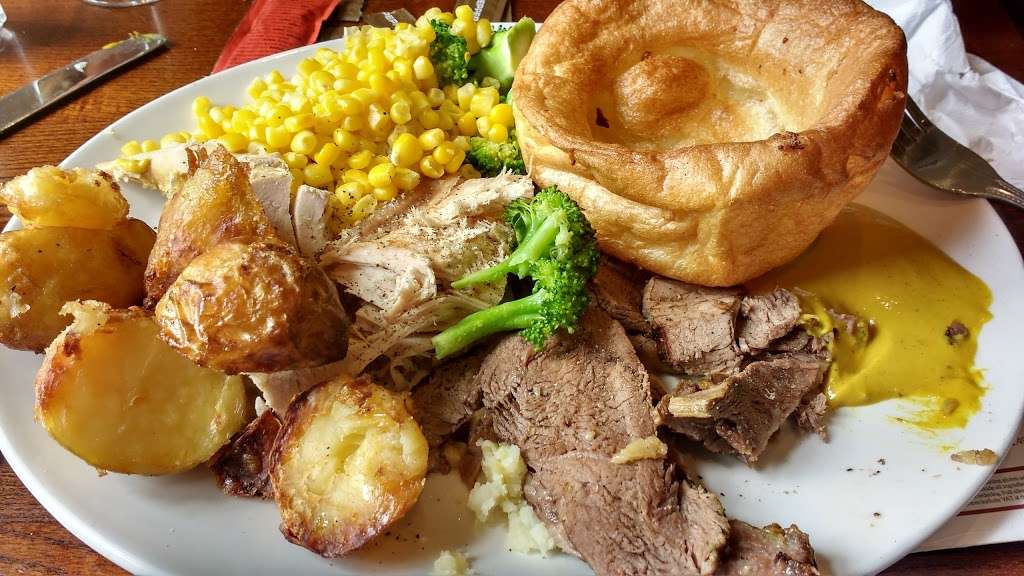 Toby Carvery Whitewebbs House | Whitewebbs Ln, Enfield EN2 9HH, UK | Phone: 020 8363 0542