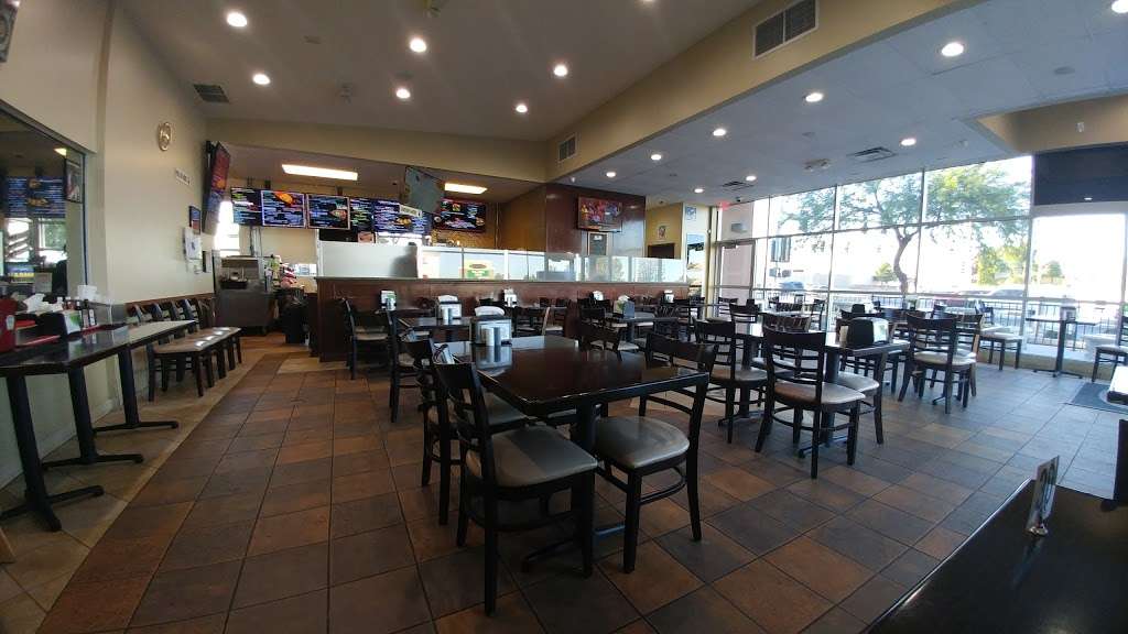 Toms Burgers | 2893 W Lake Mead Blvd, North Las Vegas, NV 89032, USA | Phone: (702) 645-8667