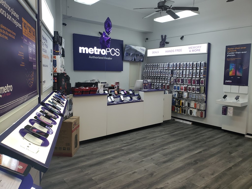 Metro by T-Mobile | 27012 Hesperian Blvd, Hayward, CA 94545 | Phone: (510) 780-0900