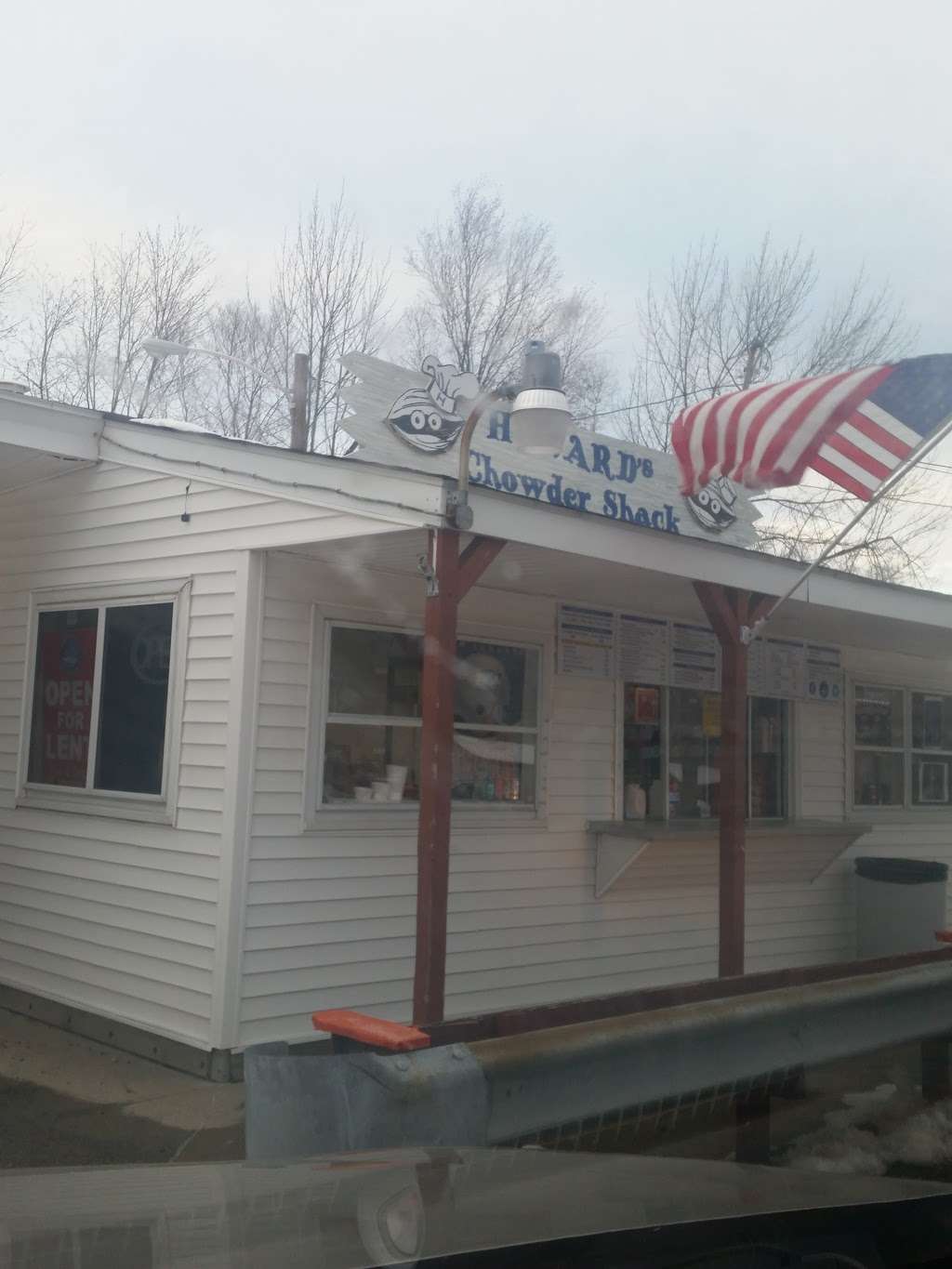 Howards Chowder Shack | 659 Hartford Pike, North Scituate, RI 02857, USA