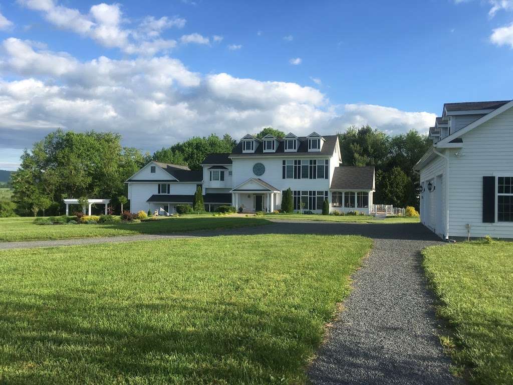 Loudoun Valley Manor | 38594 Old Wheatland Rd, Waterford, VA 20197 | Phone: (571) 214-6629