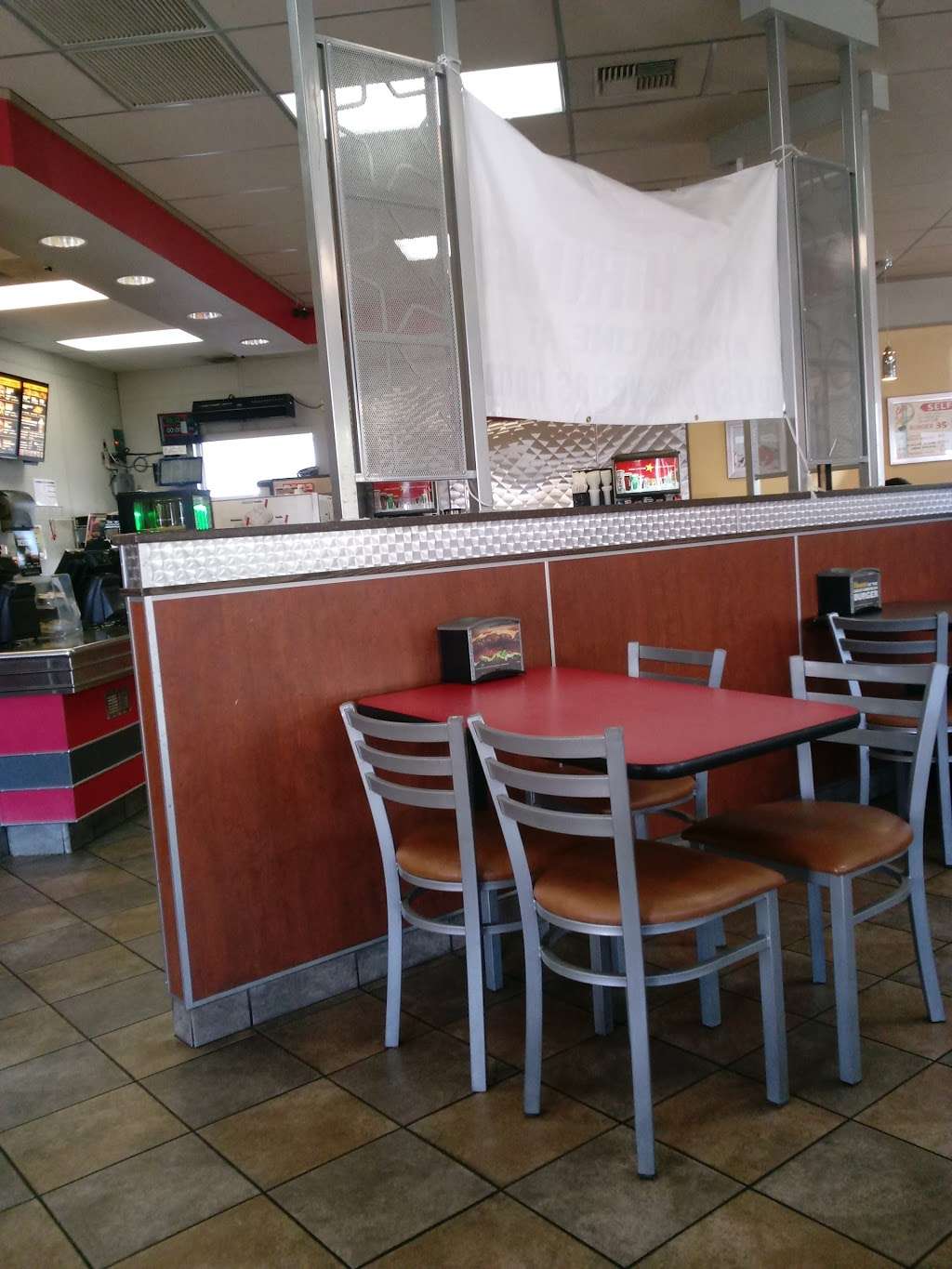 Carls Jr. | 1440 W Cheyenne Ave, North Las Vegas, NV 89030 | Phone: (702) 399-1023