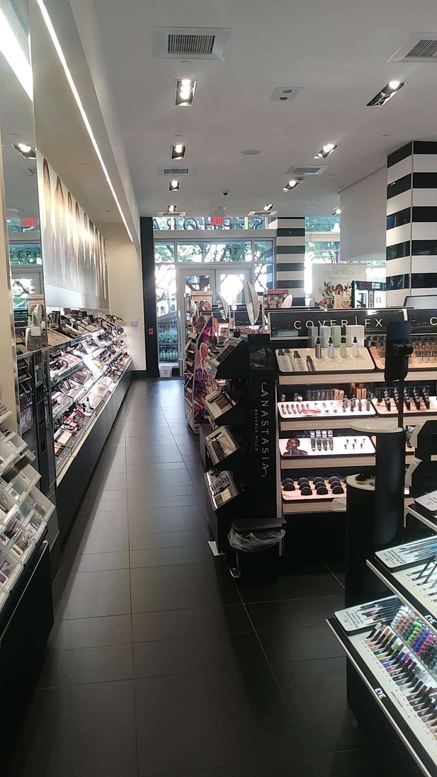 SEPHORA | 2800 Clarendon Blvd Suite #R550, Arlington, VA 22201, USA | Phone: (703) 528-1273