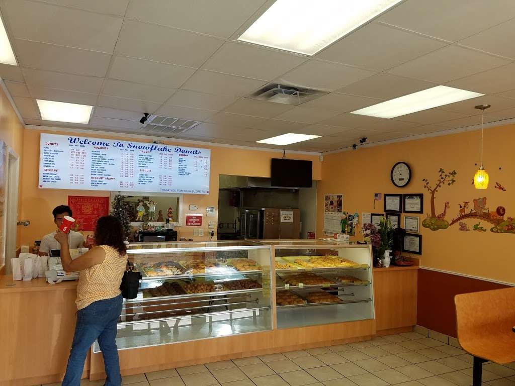 Snowflake Donuts | 1440 Sawdust Rd, Spring, TX 77380, USA | Phone: (281) 419-2800