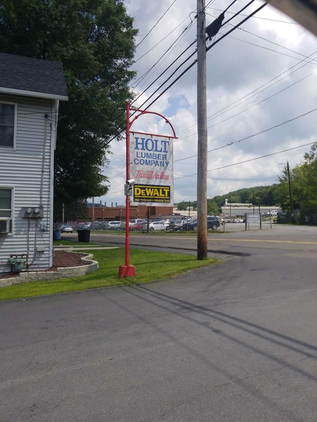 Holt True Value Lumber | 231 Belmont St, Carbondale, PA 18407 | Phone: (570) 282-4400