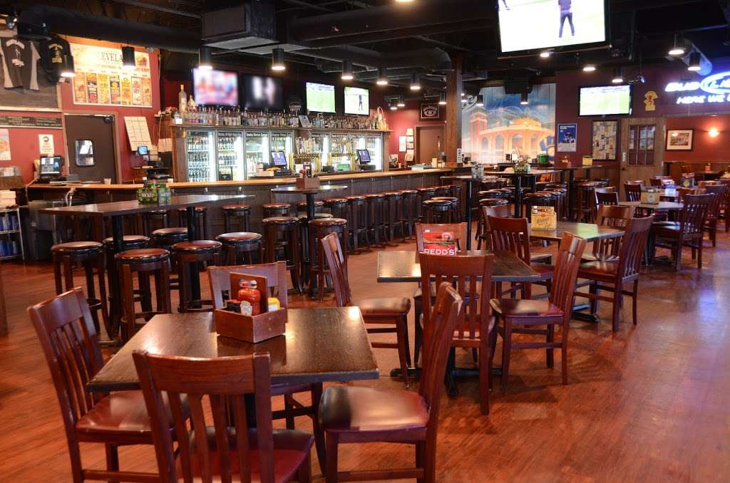 Cleveland Pub & Grill | 14000 W Cleveland Ave, New Berlin, WI 53151, USA | Phone: (262) 754-5337