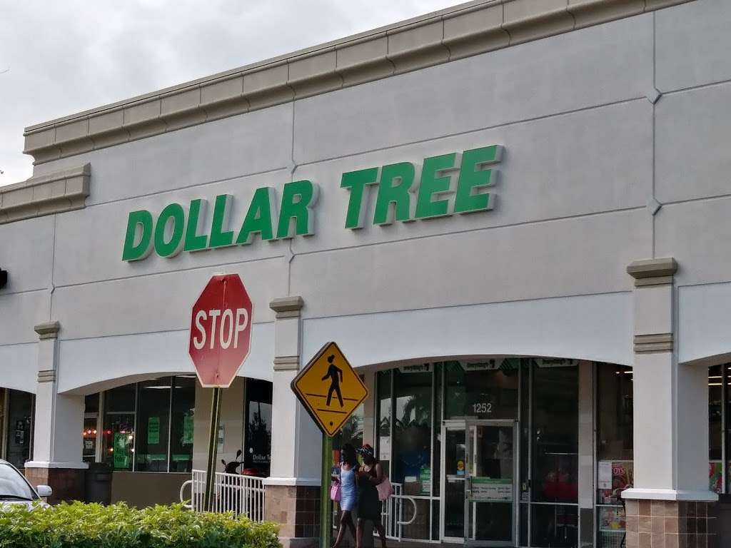 Dollar Tree | 1252 Northlake Blvd, Lake Park, FL 33403, USA | Phone: (561) 227-1242