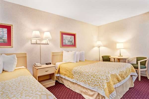 Days Inn by Wyndham Nashville At Opryland/Music Valley Dr | 2460 Music Valley Dr, Nashville, TN 37214, USA | Phone: (615) 889-0090