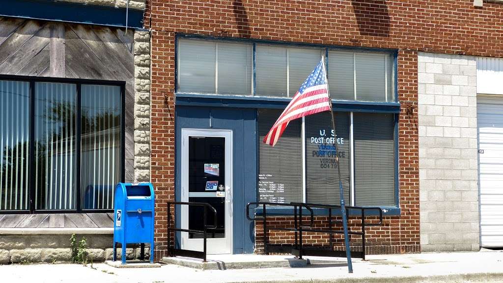 United States Postal Service | 421 N Division St, Verona, IL 60479, USA | Phone: (800) 275-8777