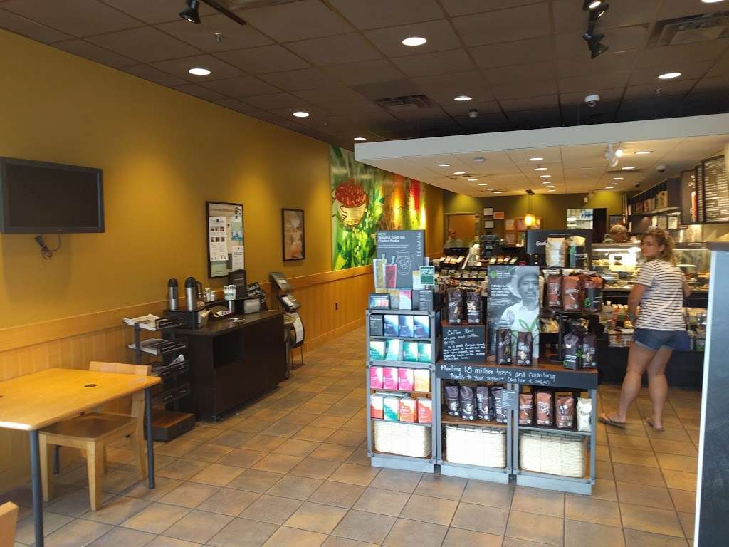 Starbucks | 832 Fort Salonga Rd, Northport, NY 11768, USA | Phone: (631) 754-0840
