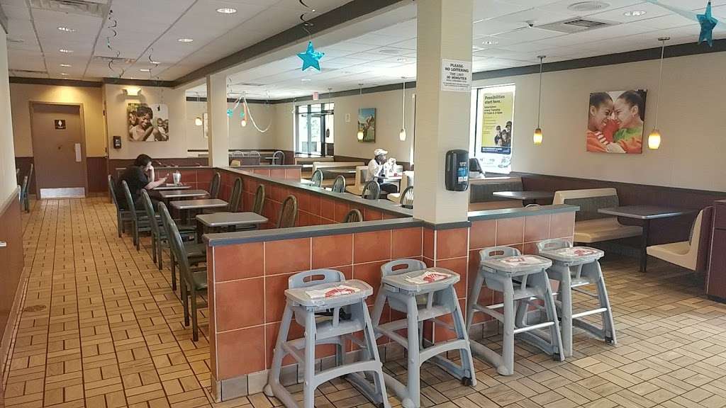 McDonalds | 15569 Old Columbia Pike, Burtonsville, MD 20866 | Phone: (301) 421-1598