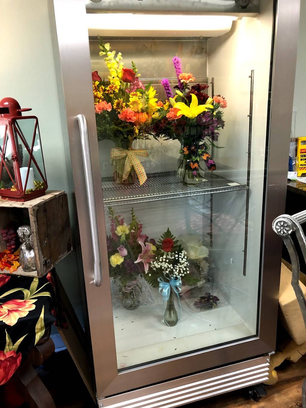 Garner Florists & Gifts | 1140 Benson Rd Suite 104, Garner, NC 27529, USA | Phone: (919) 772-2334