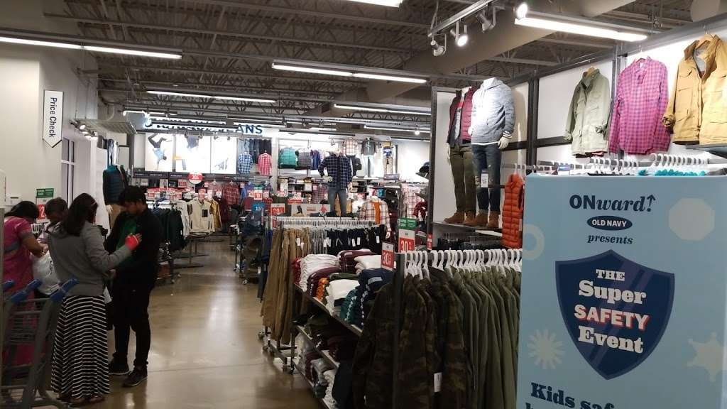 Old Navy | 1650 Premium Outlet Blvd, Aurora, IL 60502 | Phone: (630) 898-5128