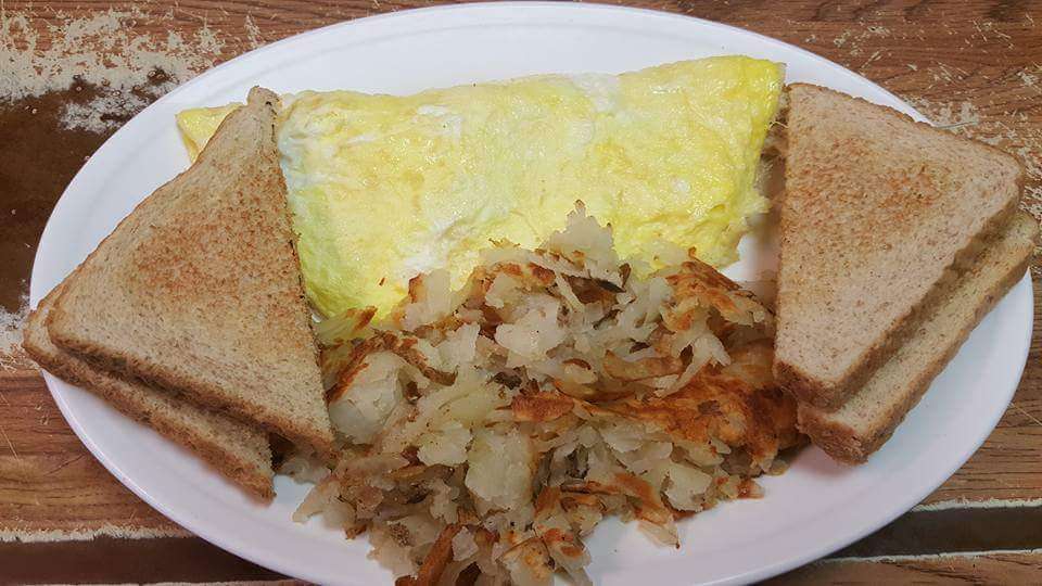 Family Cafe | 19476 Robertson Rd, Lacygne, KS 66040, USA | Phone: (913) 757-6611