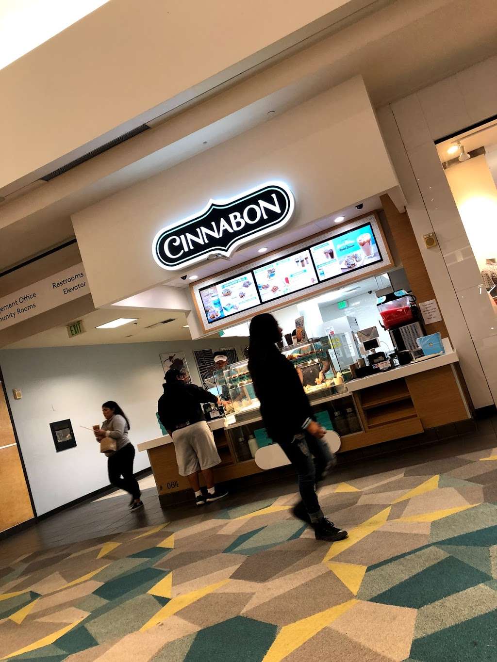 Cinnabon | 359 Eastridge Mall, San Jose, CA 95122, USA | Phone: (408) 223-2600