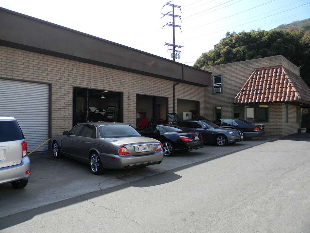 Barnhoorn Automotive | 1825 Laguna Canyon Rd, Laguna Beach, CA 92651 | Phone: (949) 497-3637