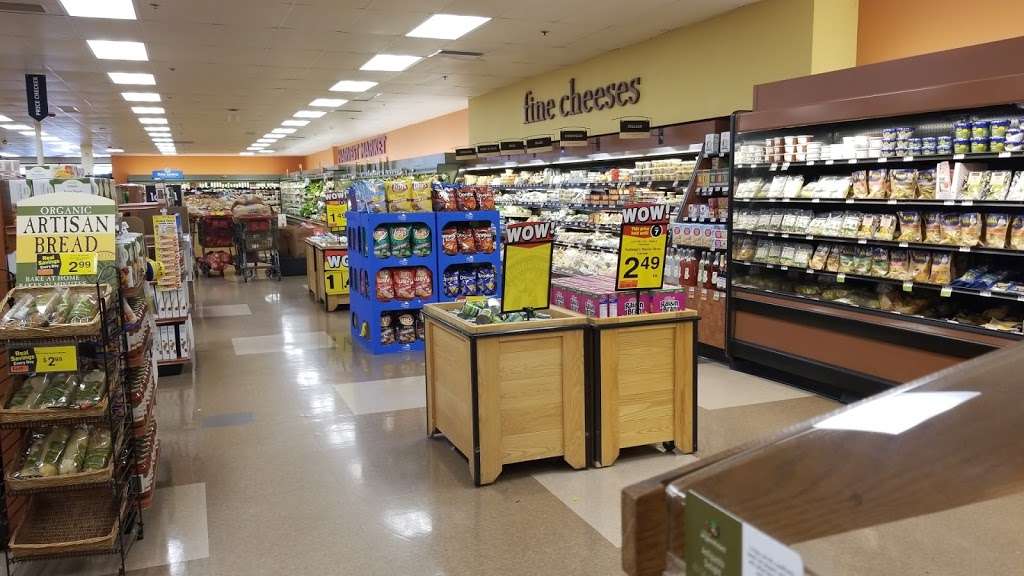 Hannaford Supermarket | 158 N Main St, Uxbridge, MA 01569, USA | Phone: (508) 278-2487