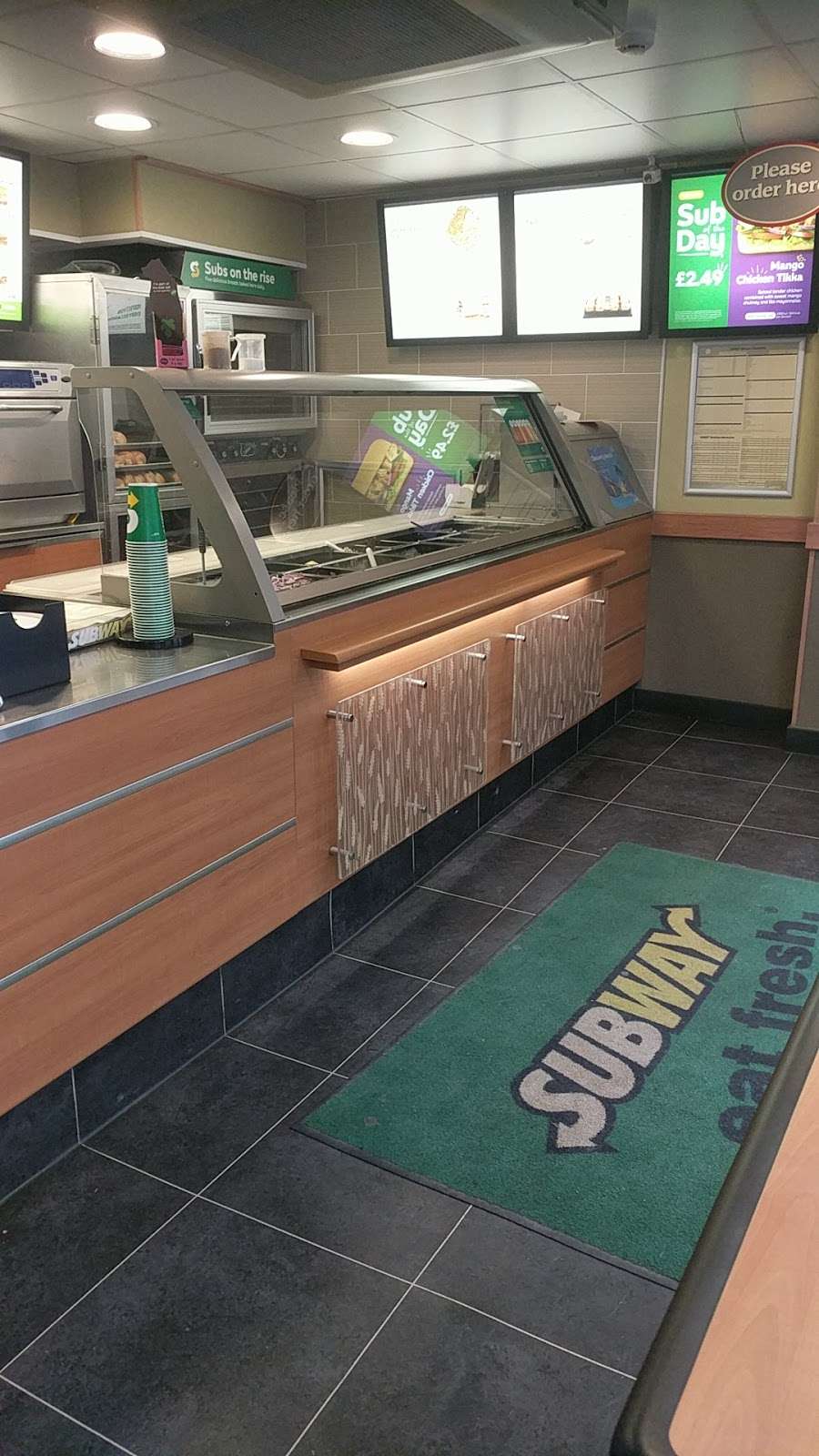 Subway | 97 High St, Sevenoaks TN13 1LH, UK