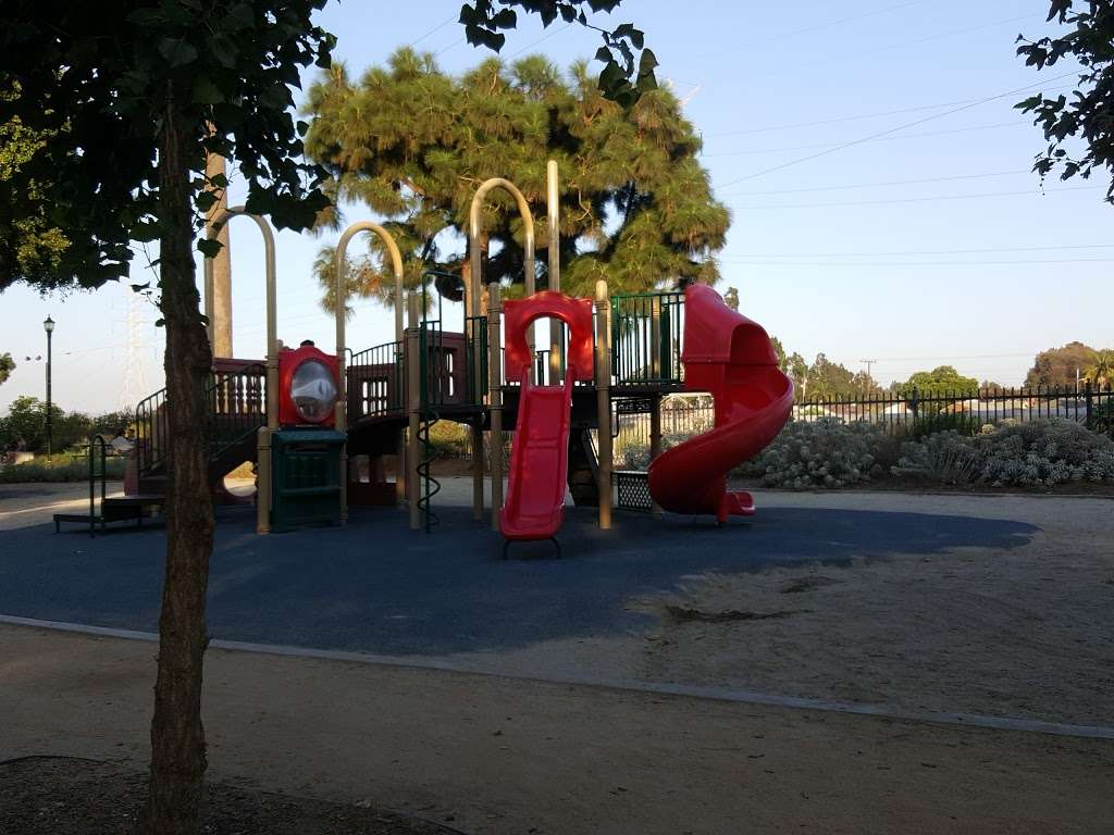 Treasure Island Park | 9300 S Bluff Rd, Downey, CA 90240, USA | Phone: (562) 904-7238