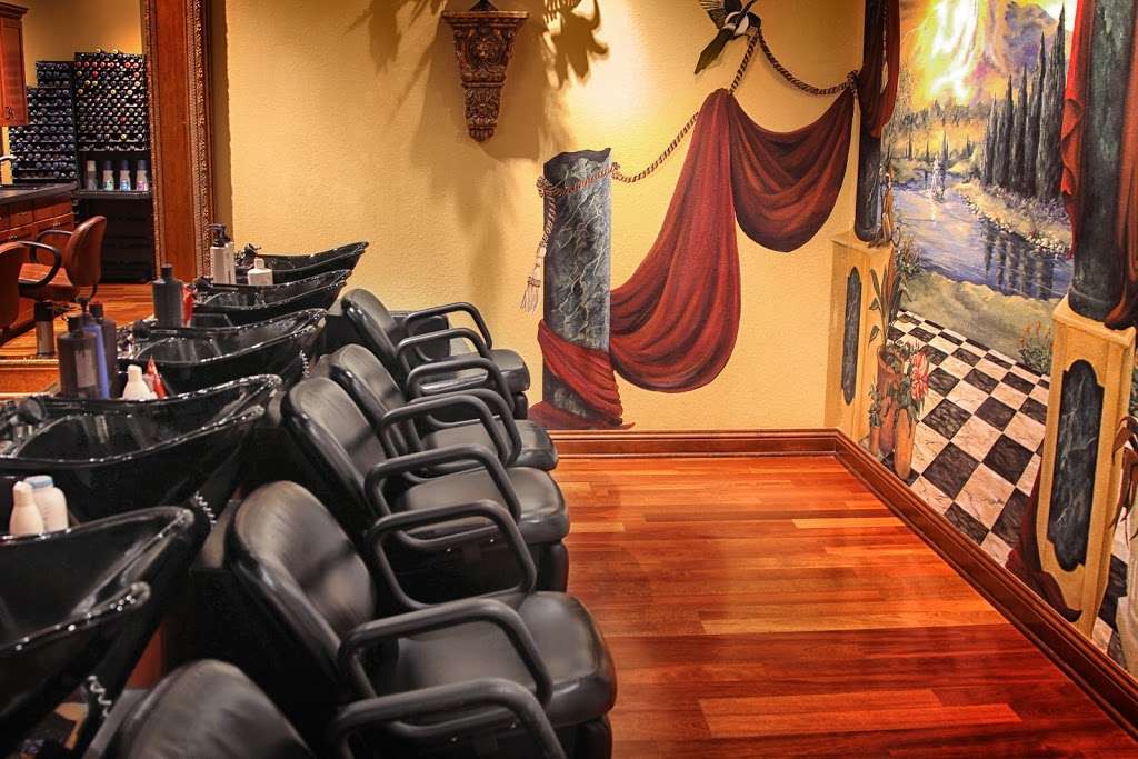 Chris & Co Salon | 2732 Hillside Dr, Delafield, WI 53018, USA | Phone: (262) 646-5888