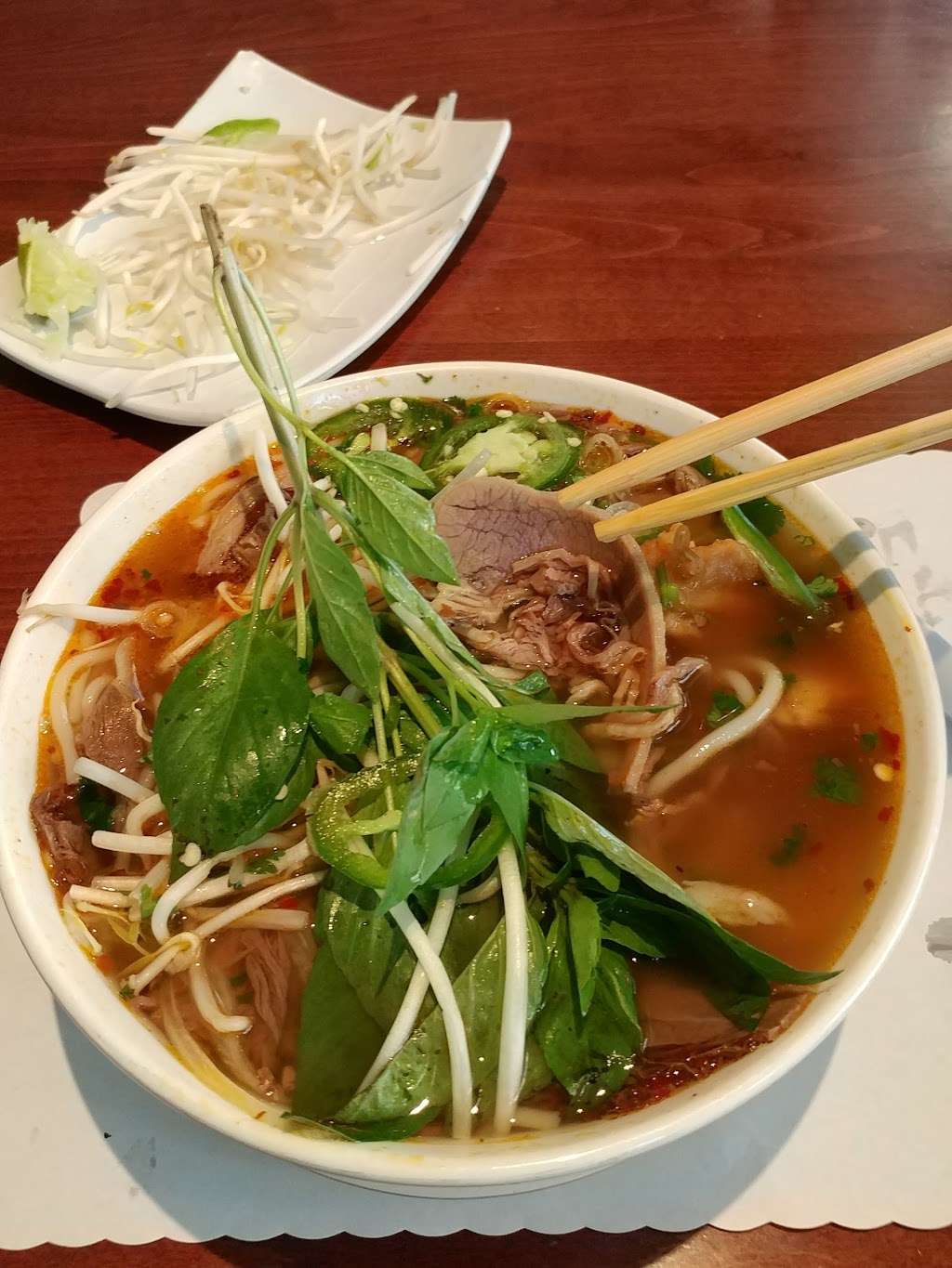 Pho Viet | 18741 Soledad Canyon Rd, Canyon Country, CA 91351, USA | Phone: (661) 252-1899