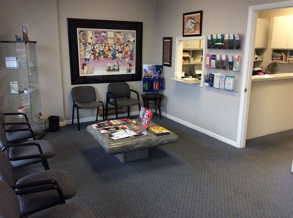 Dundee Foot & Ankle Center | 31 W Dundee Rd, Wheeling, IL 60090 | Phone: (847) 215-1525