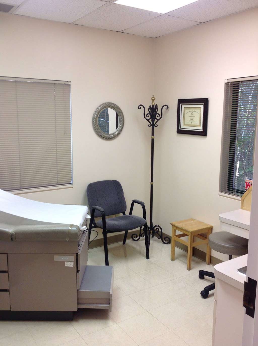 San Dimas Family Clinic | 150 Foothill Blvd, San Dimas, CA 91773, USA | Phone: (909) 599-9921