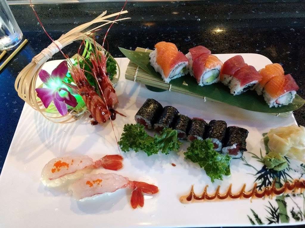 Mito Sushi And Grill | 2430 us highway 27, #390, Clermont, FL 34714, USA | Phone: (352) 708-3486