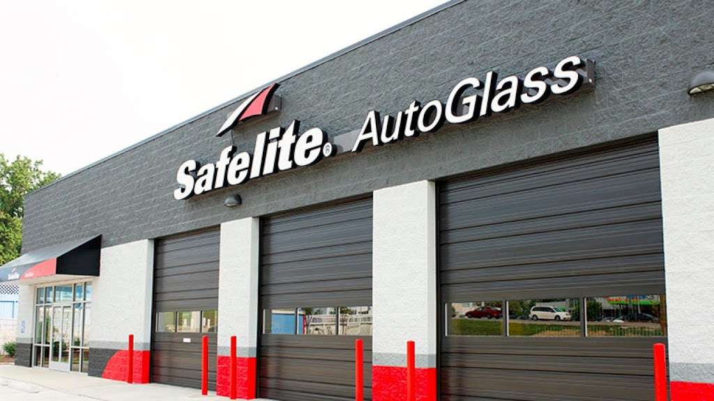 Safelite AutoGlass | 1199 Washington St, West Newton, MA 02465, USA | Phone: (877) 664-8932
