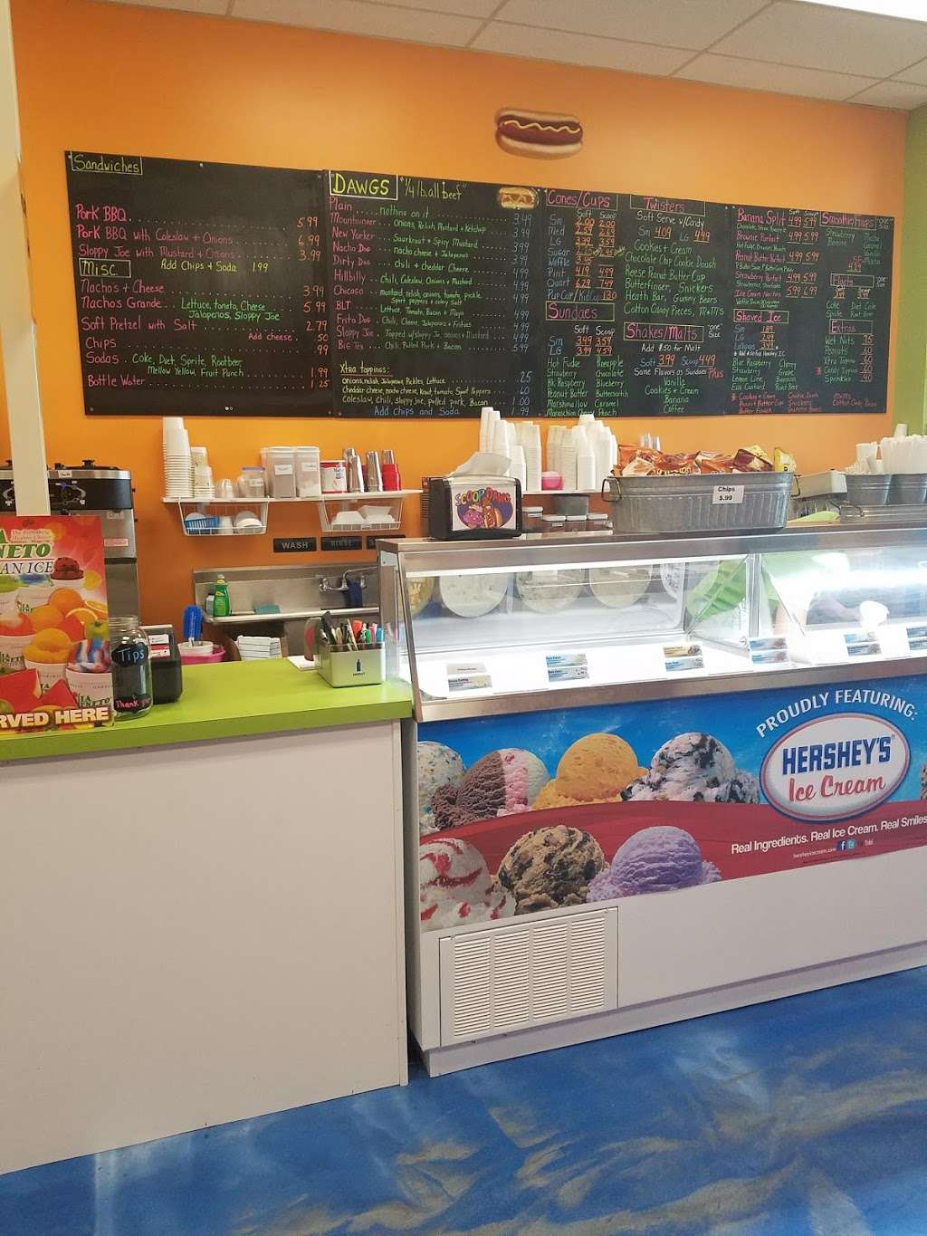 Scoop Dawg | 809 N Mildred St Suite #3, Ranson, WV 25438, USA | Phone: (304) 725-3294