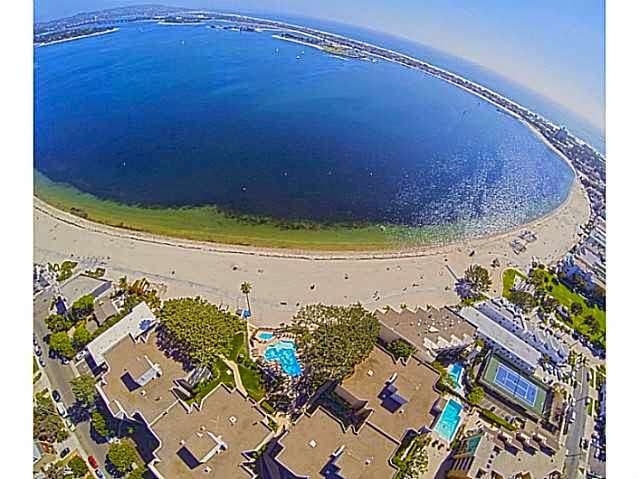 Coastal View Homes | 3953 Ocean Front Walk, San Diego, CA 92109, USA | Phone: (858) 779-1117