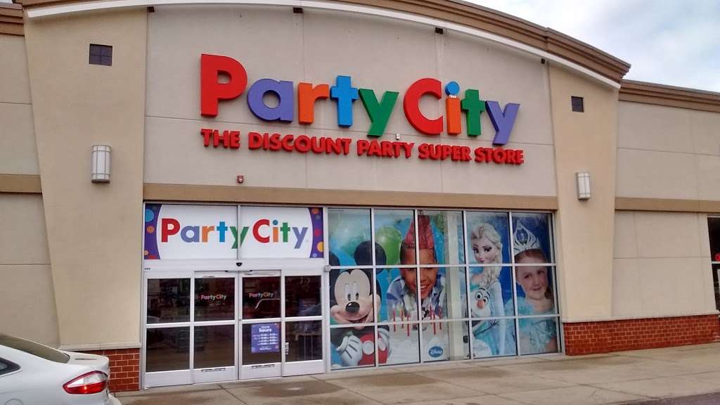 Party City | 450 River Oaks W, Calumet City, IL 60409 | Phone: (708) 832-2850