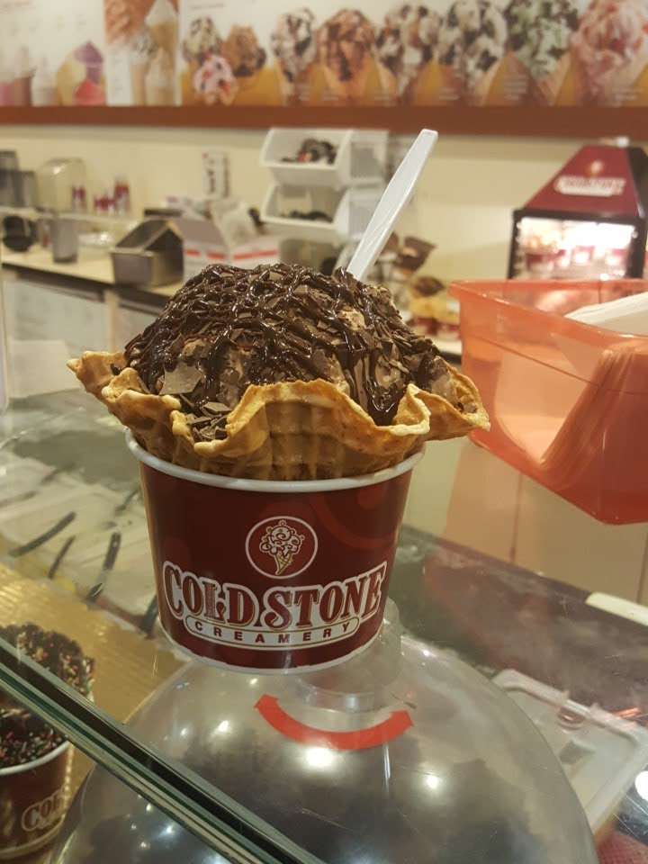 Cold Stone Creamery | 6935 75th St Ste A, Kenosha, WI 53142, USA | Phone: (262) 948-8112